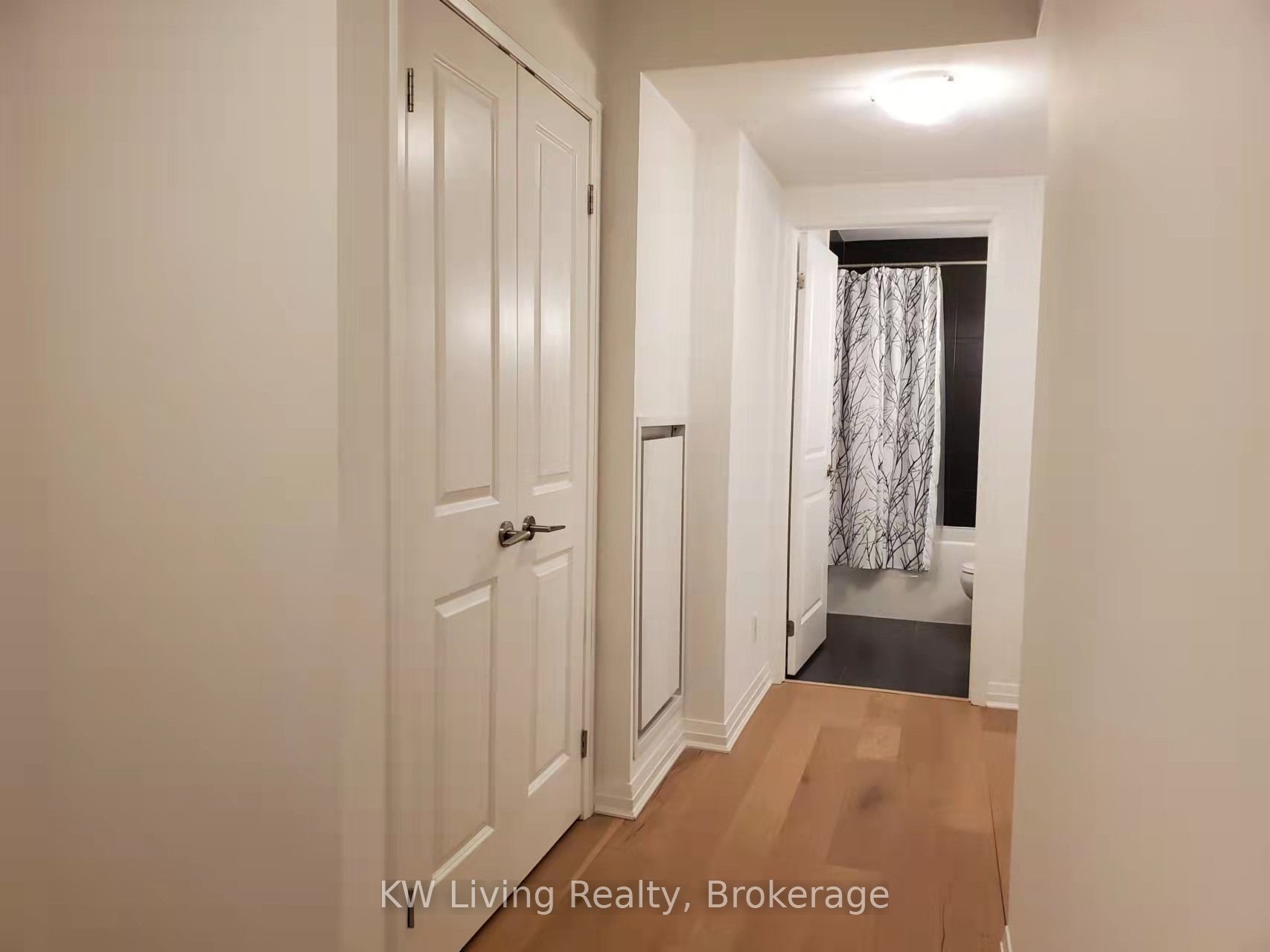 Additional image 6 of 905-8 Mercer Street, Toronto, ON, M5V 0C4