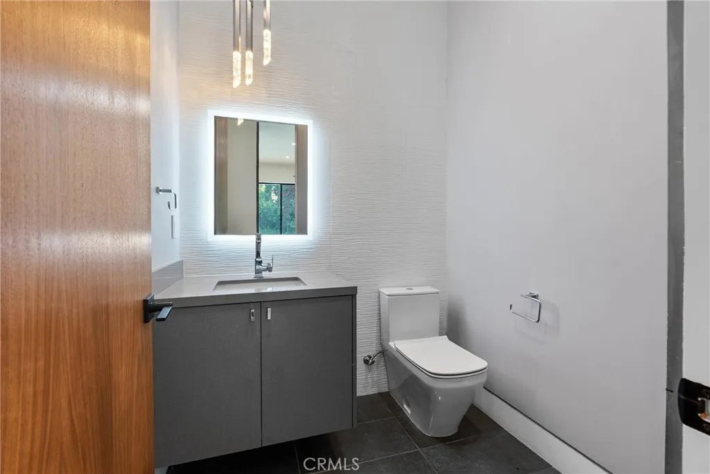 Additional image 38 of 4653 Vanalden Avenue, Tarzana, CA 91356