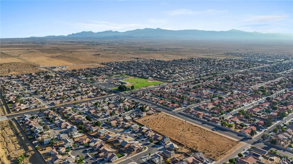 Additional image 39 of 11373 Essex Court, Adelanto, CA 92301