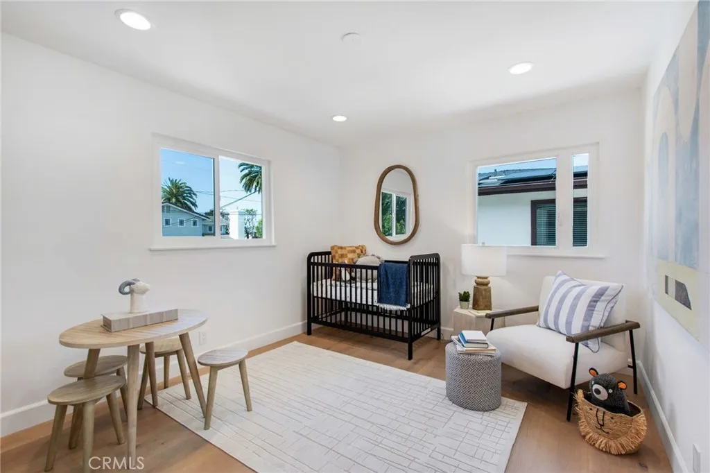 Additional image 36 of 305 Robinhood Ln, Costa Mesa, CA 92627