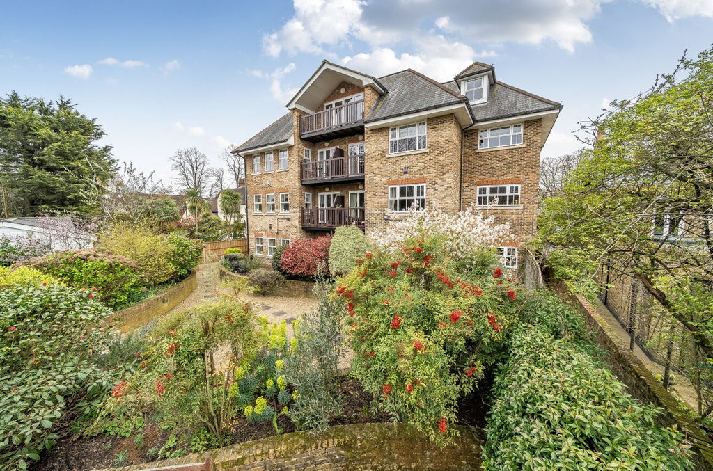Additional image 17 of 5 bed flat for saleSovereign House, Royal Parade, Chislehurst, Kent BR7