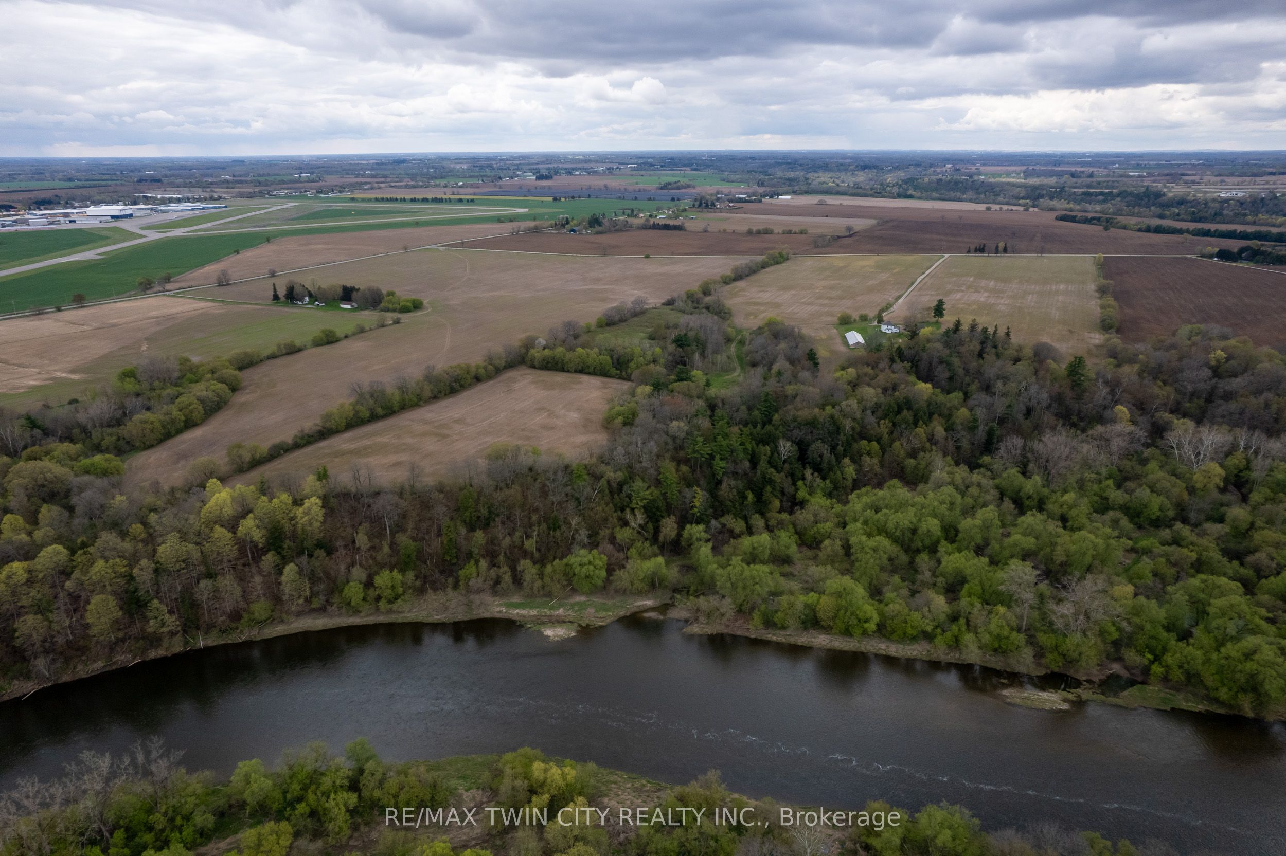 47 Pottruff Road, Brant, ON, N3T 5L7 photo 2