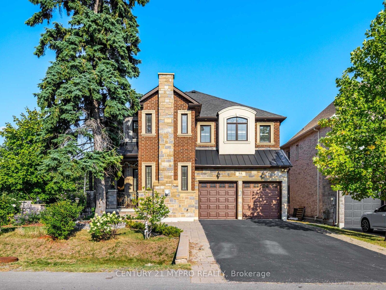9A Anglin Drive, Richmond Hill, ON, L4E 3M5