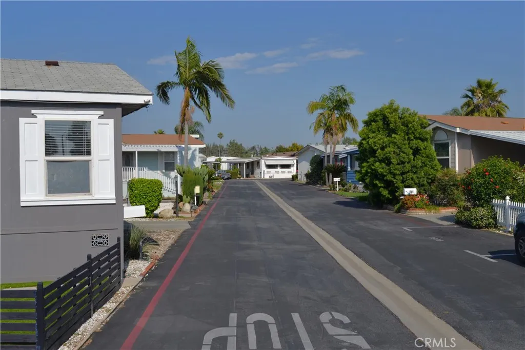 Additional image 6 of 1630 S Barranca Avenue Unit 102, Glendora, CA 91740