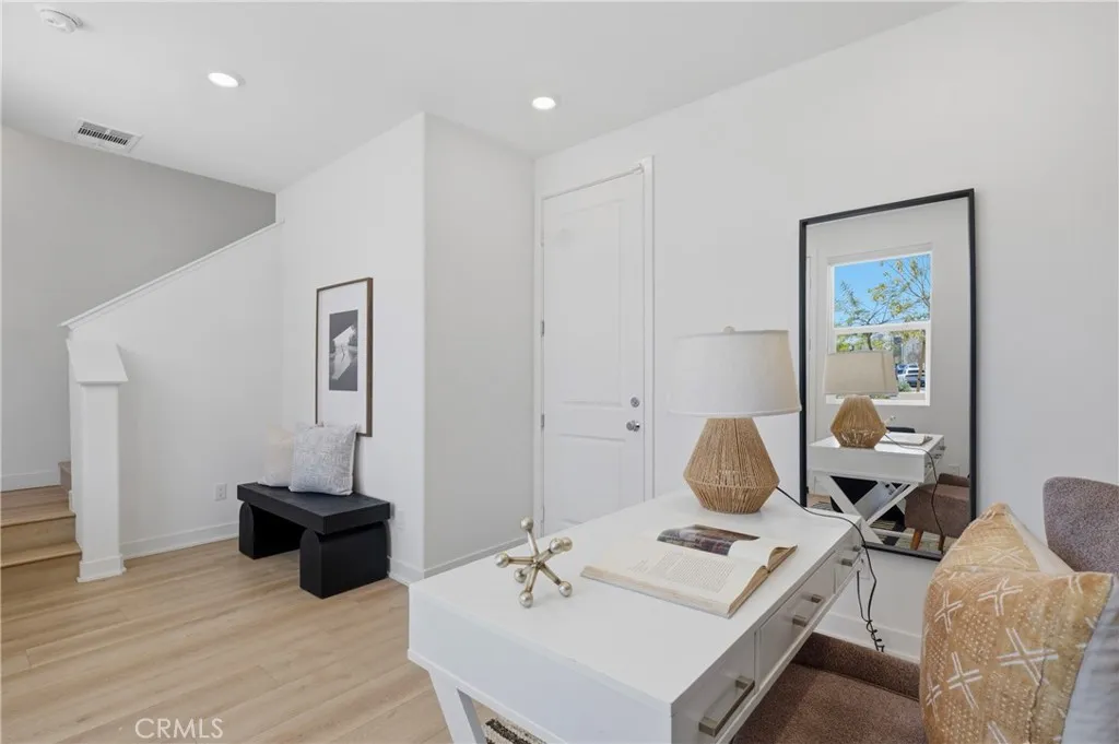 Additional image 31 of 253 Sash, Irvine, CA 92618