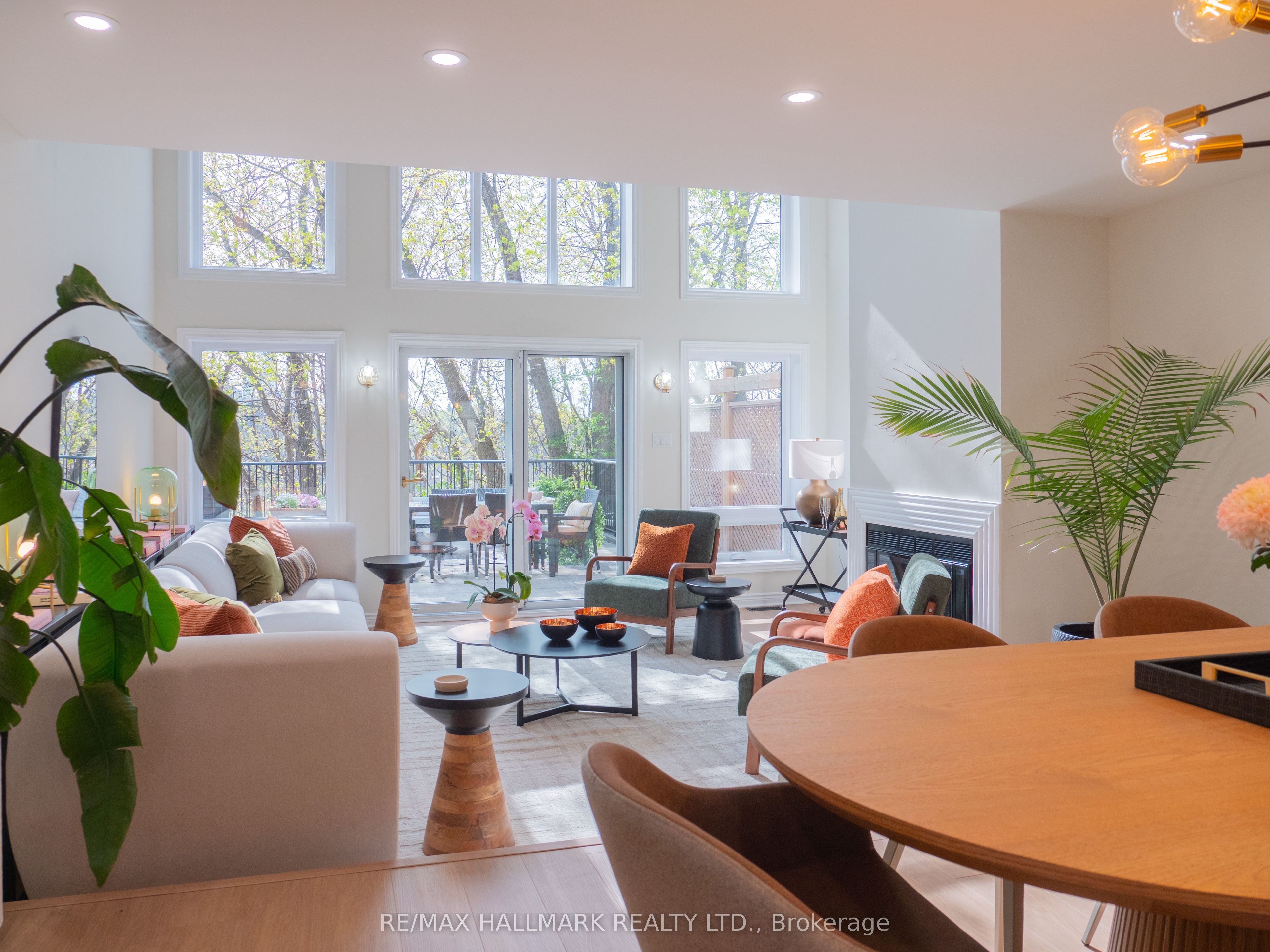 Additional image 5 of TH #2-18 Doncrest Road, Toronto, ON, M4K 1R8