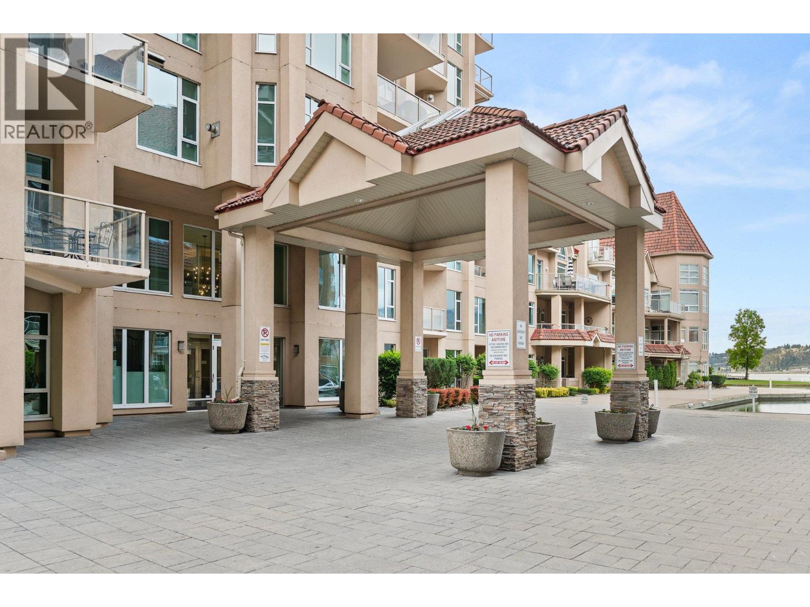 Additional image 2 of 303-1128 Sunset Drive, Kelowna, BC, V1Y9W7