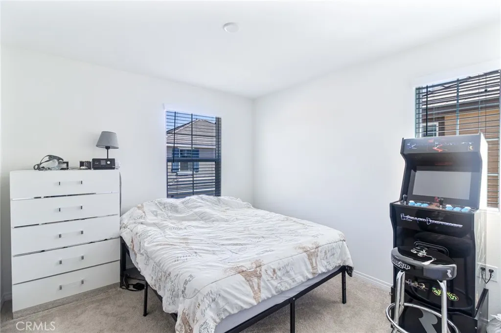 Additional image 33 of 2448 Powell, Rialto, CA 92377