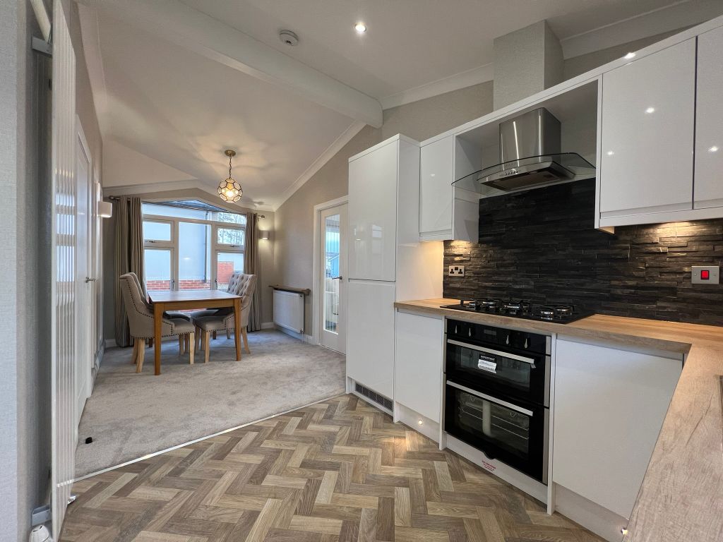 Additional image 6 of 2 bed mobile/park home for salePlot 30 East Court Steps, Saltmarshe Castle, Tedstone Warfe, Bromyard, Herefordshire HR7