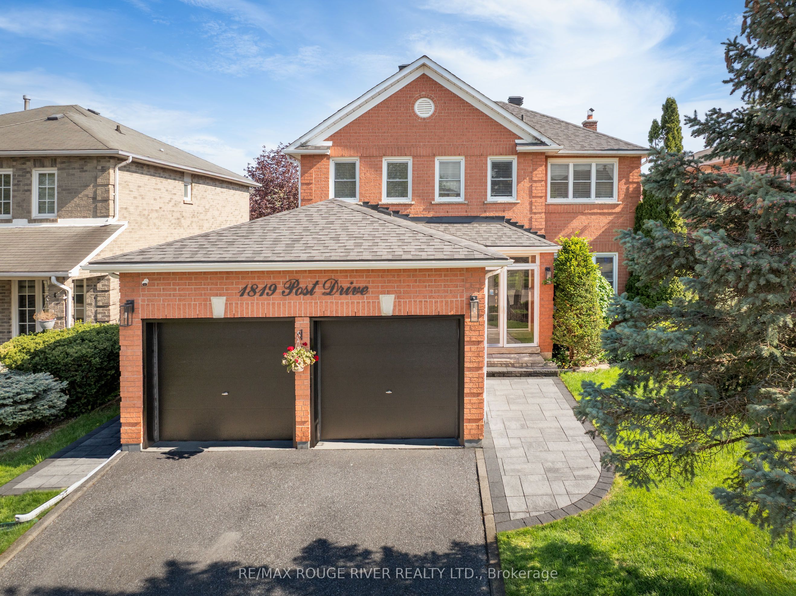 1819 Post Drive, Pickering, ON, L1V 4S8 photo 2