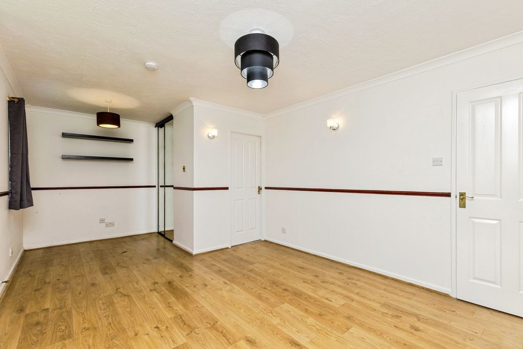 Additional image 3 of Studio for saleTrenear Close, Horsham, West Sussex RH13