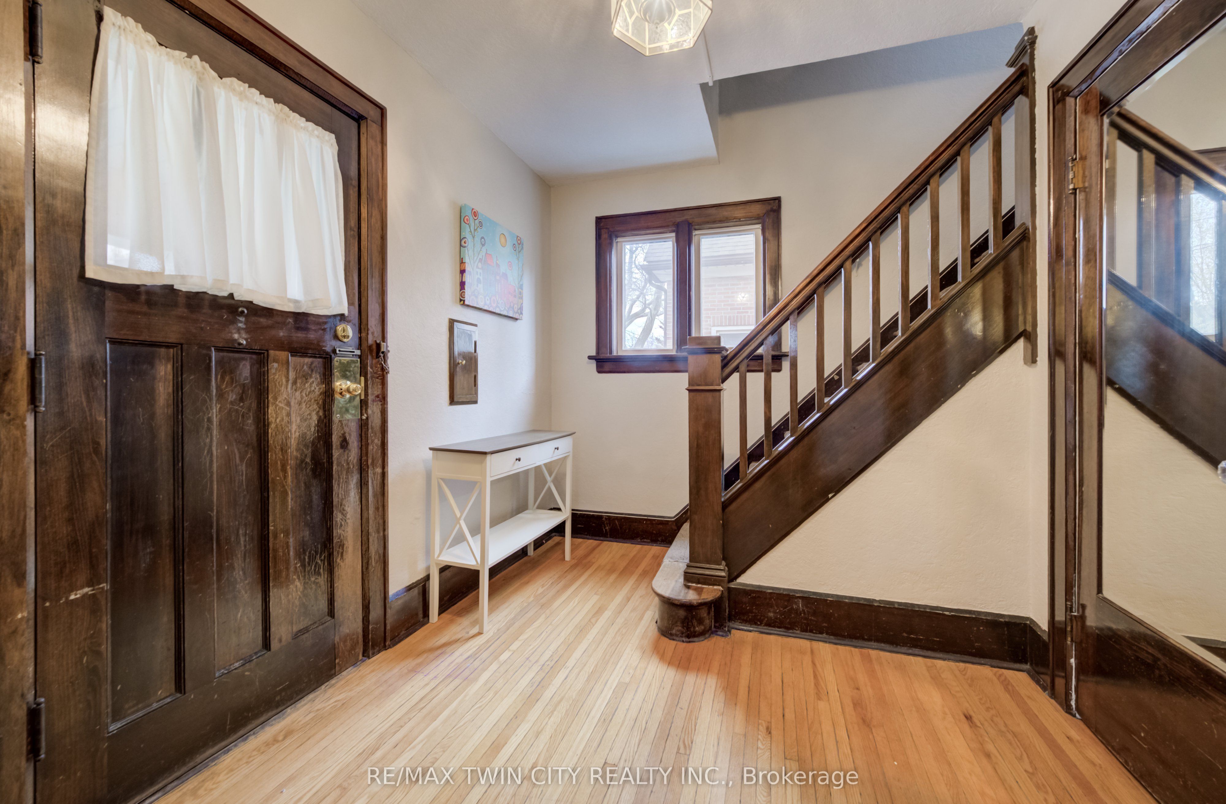 Additional image 3 of 94 Stirling Avenue N, Kitchener, ON, N2H 3G7