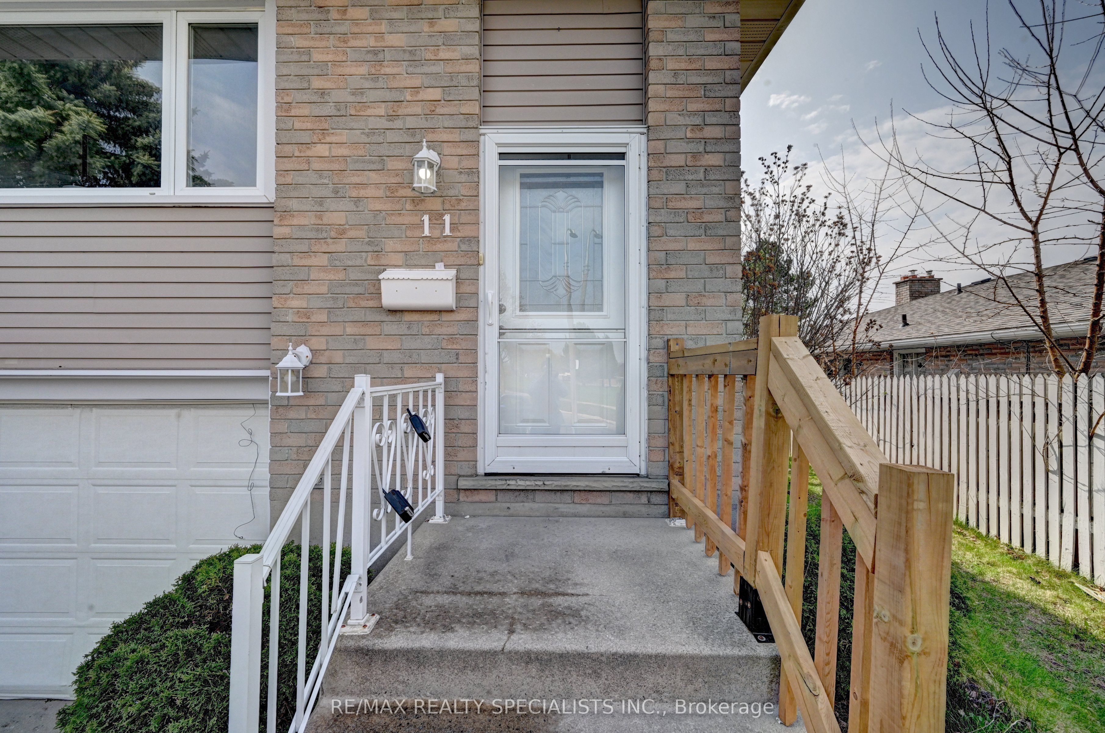 Additional image 4 of 11 Dinison Crescent, Kitchener, ON, N2E 2W3
