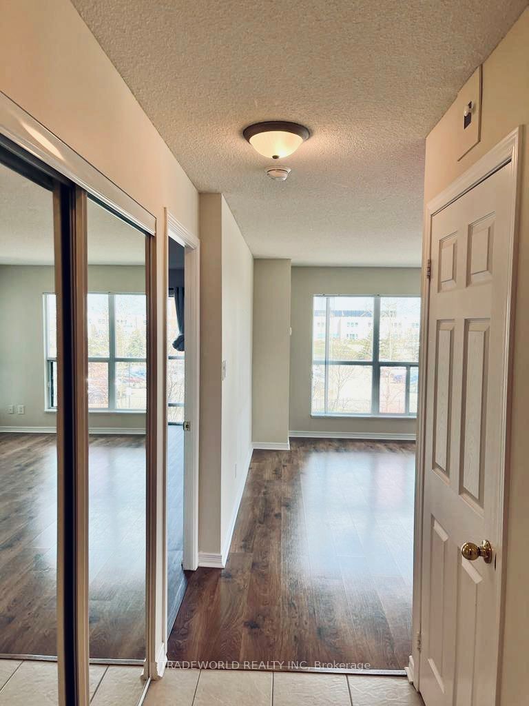 Additional image 4 of 206-185 Oneida Crescent, Richmond Hill, ON, L4B 0B1