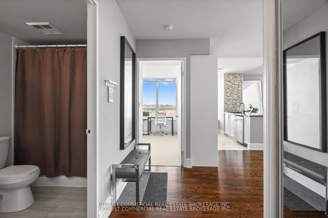 Additional image 3 of 627-250 Manitoba Street, Toronto, ON, M8Y 4G8