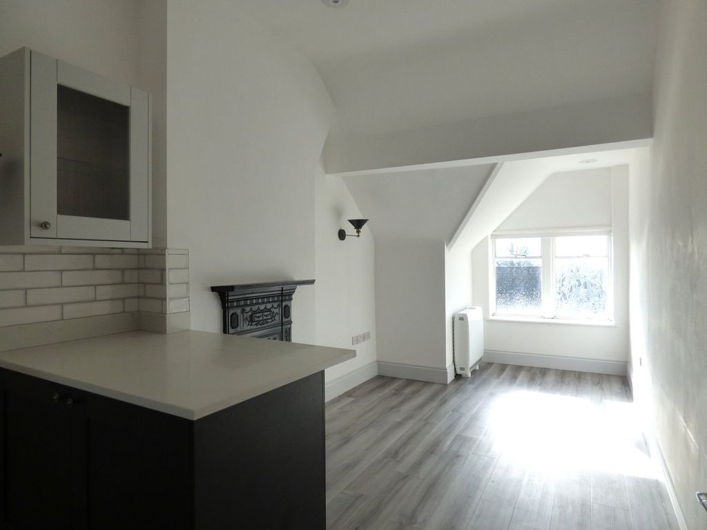 Additional image 3 of 1 bed flat for saleChurch Street, Malvern, Worcestershire WR14