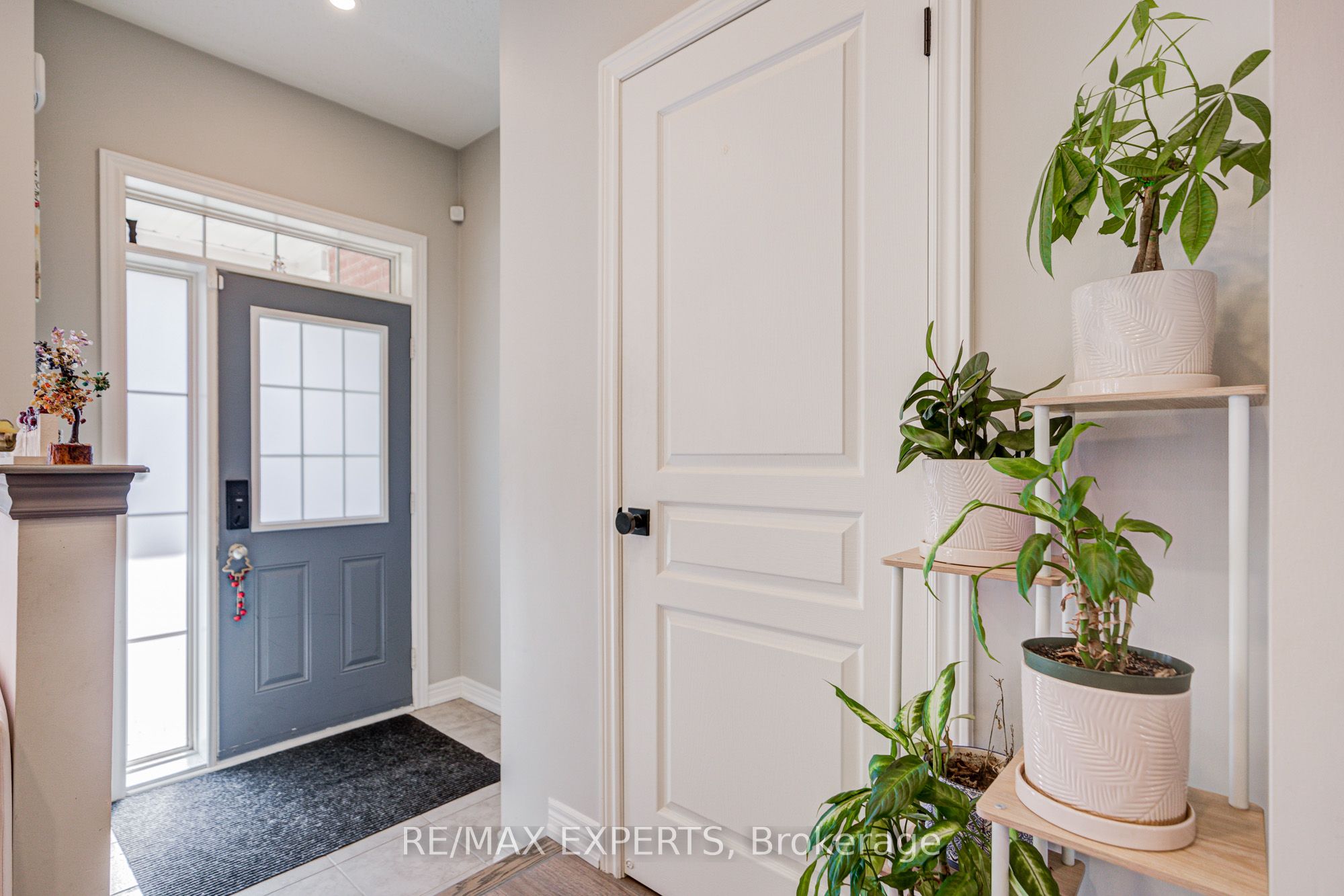 Additional image 5 of 32 Walter Proctor Road, East Gwillimbury, ON, L9N 0P1