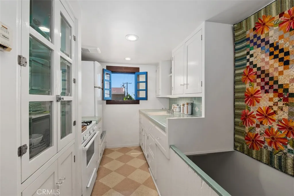 Additional image 80 of 140 Avenida Miramar, San Clemente, CA 92672