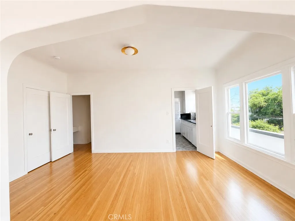 Additional image 7 of 2924 12th Unit 2926 1/2, Los Angeles, CA 90018