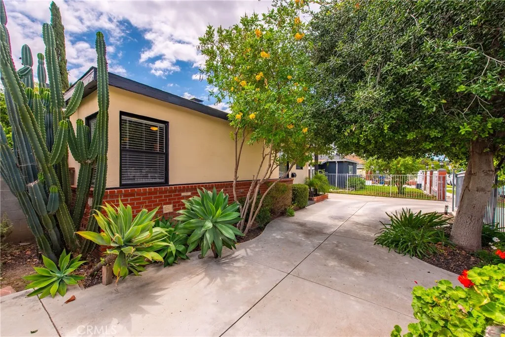 6718 Wynne Ave, Reseda, CA 91335 photo 3