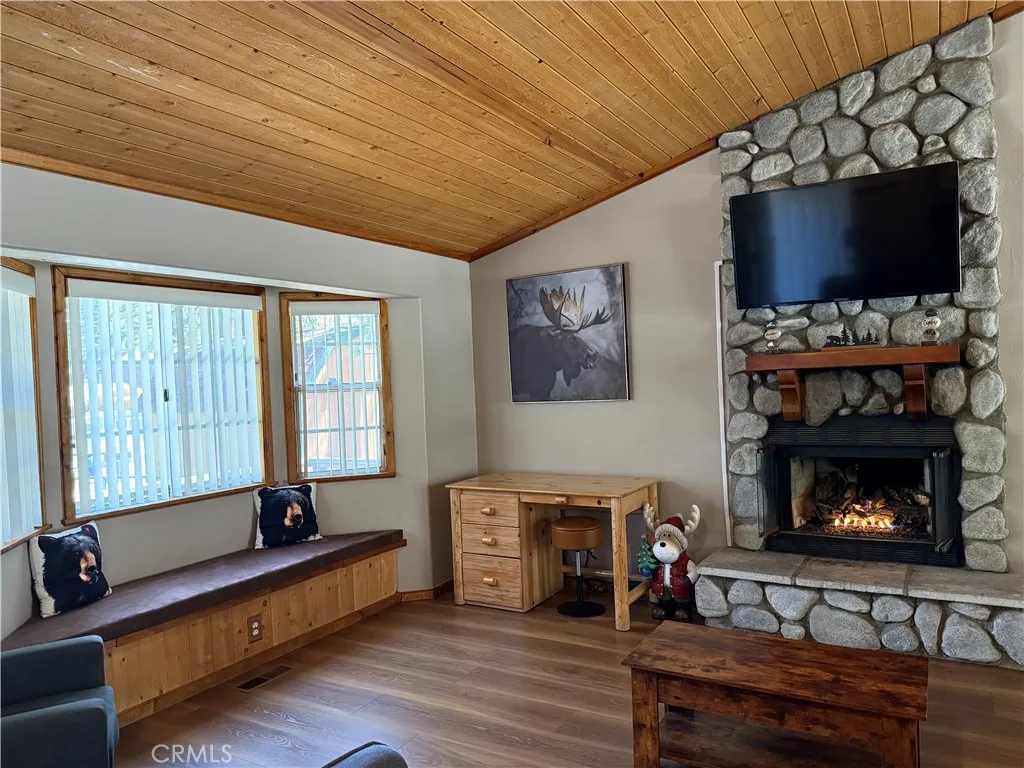 Additional image 3 of 312 W Aeroplane Blvd, Big Bear City, CA 92314