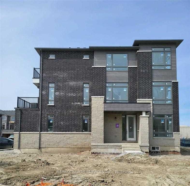 625 Fogal (upper) Road, Brampton, ON, L6P 4P7 photo 2