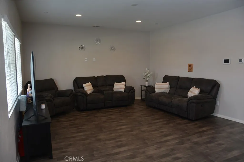 Additional image 13 of 11892 Espola Pl, Victorville, CA 92392