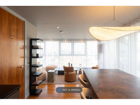 The Edge, Salford M3