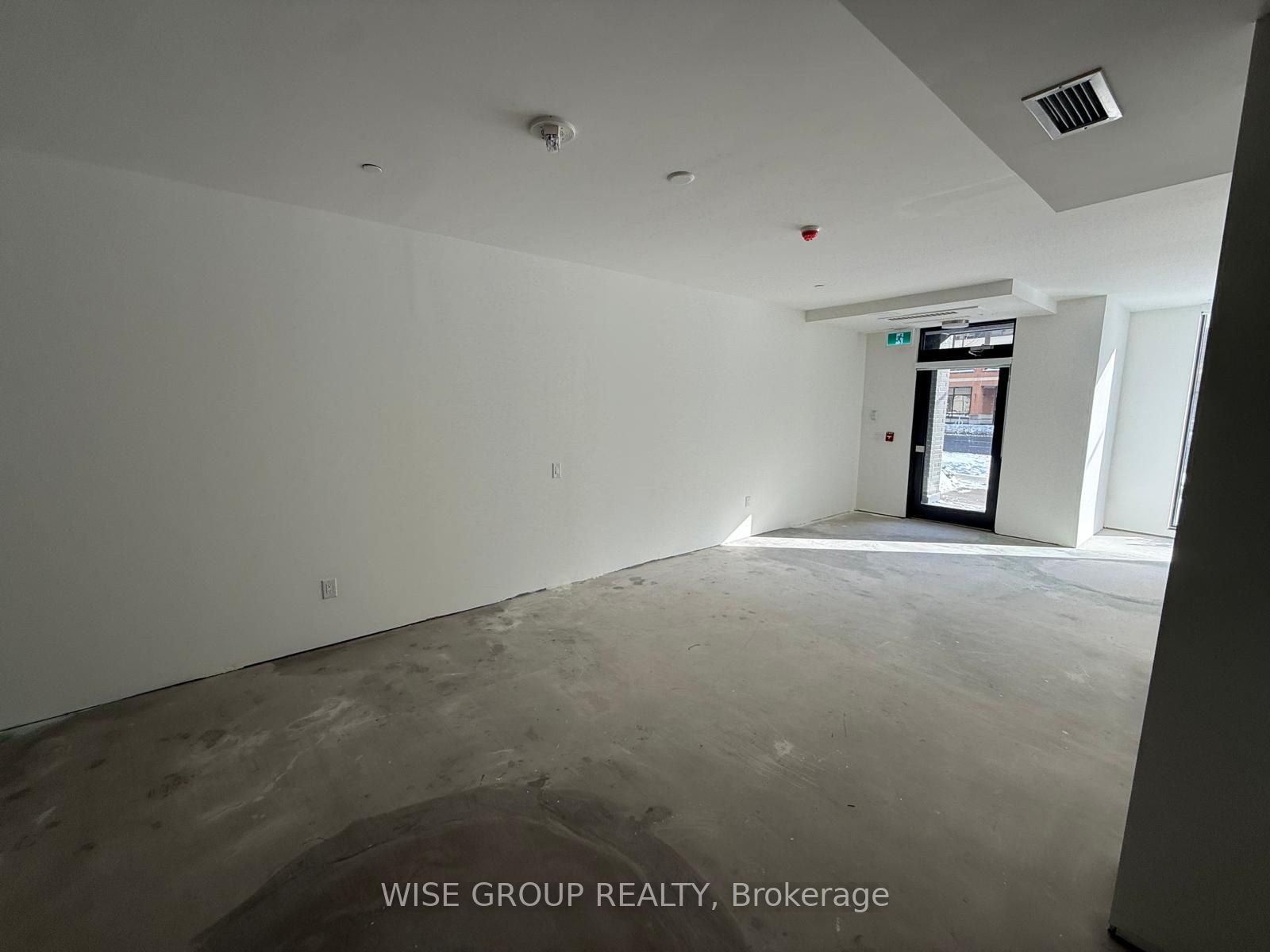 Additional image 2 of 103-500 Wilson Avenue, Toronto, ON, M3H 0E5