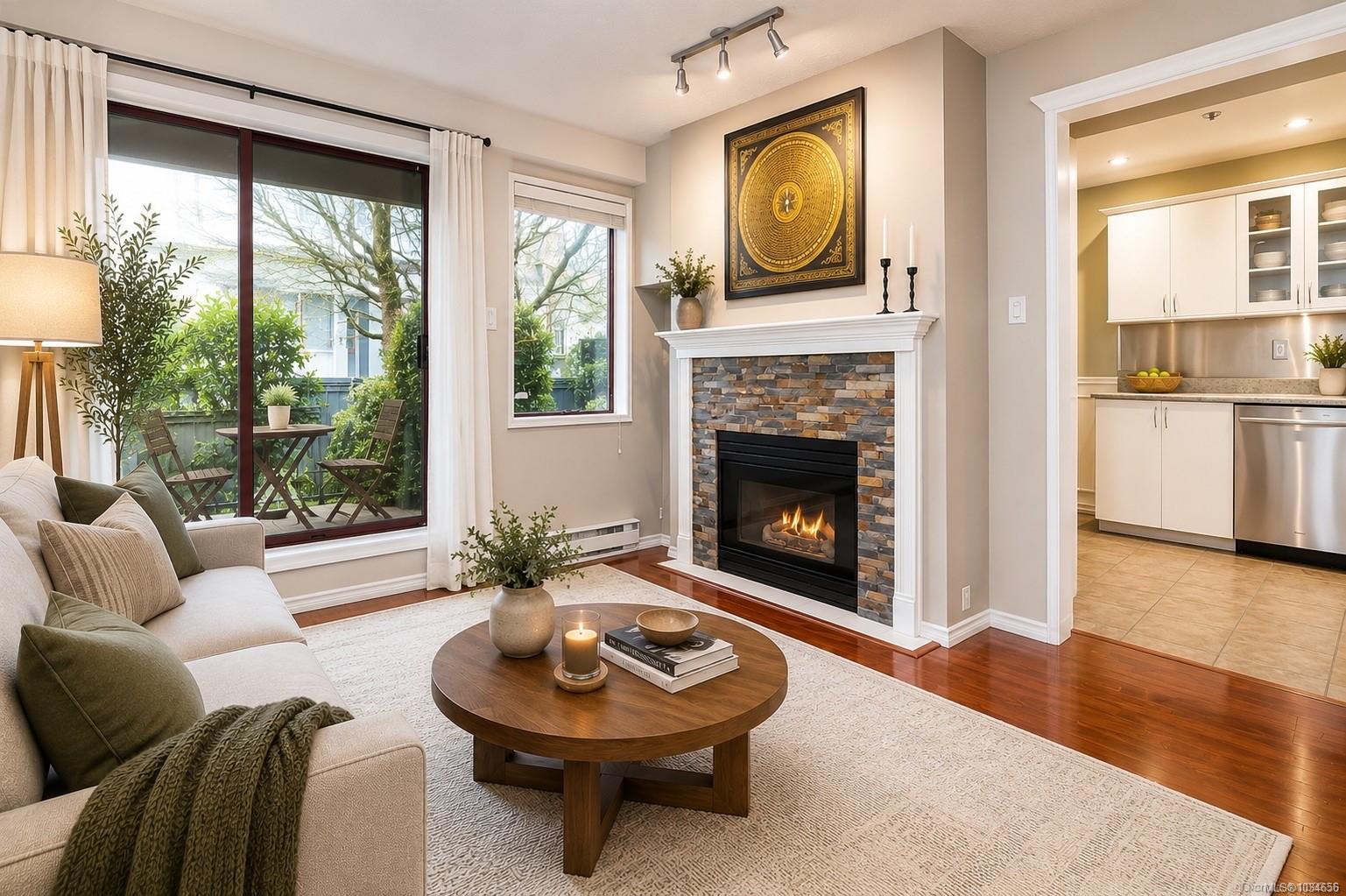 112-545 Manchester Road, Victoria, BC, V8T 5H6