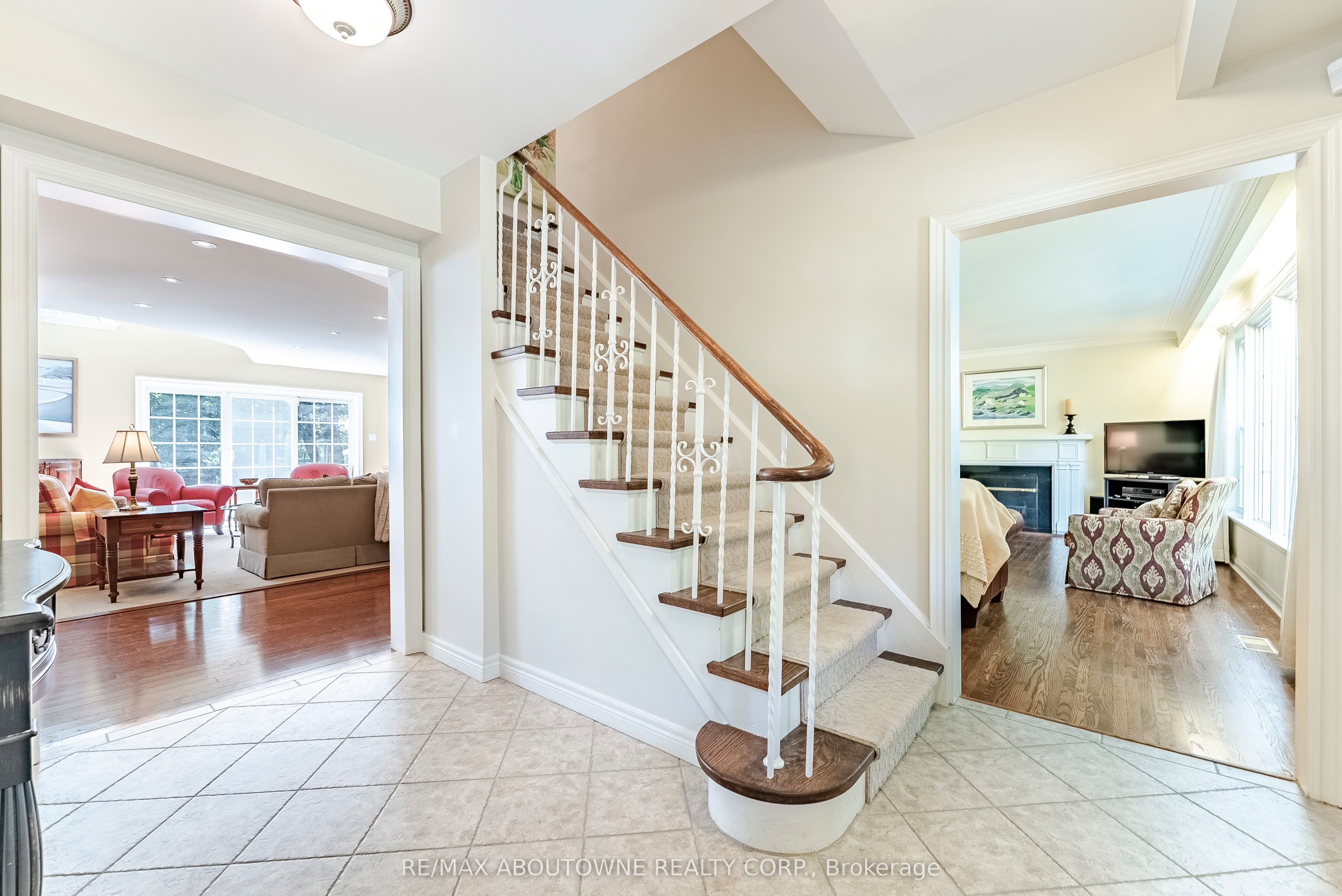 Additional image 3 of 1284 Cleaver Drive, Oakville, ON, L6J 1W3