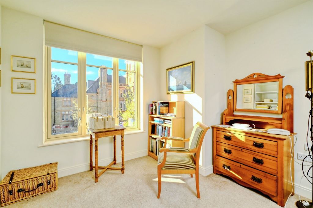 Additional image 5 of 1 bed flat for saleGarnier Drive, Bishopstoke, Eastleigh SO50