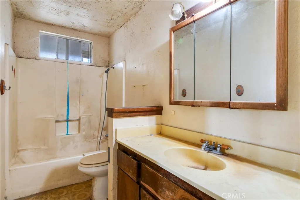 Additional image 47 of 1113 Olivine Ave, Mentone, CA 92359