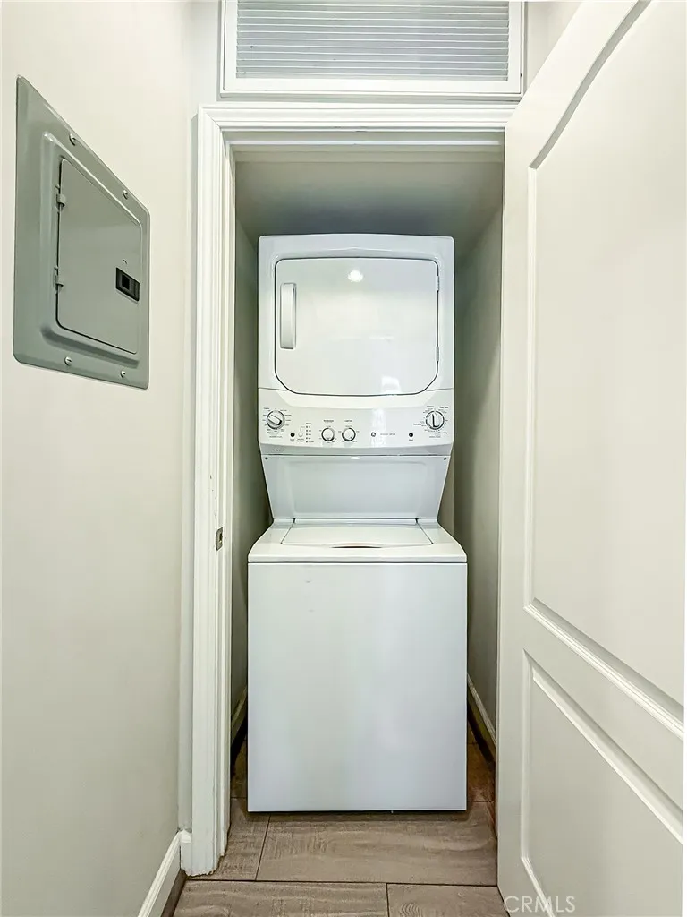 Additional image 149 of 23433 Hatteras St, Woodland Hills, CA 91367
