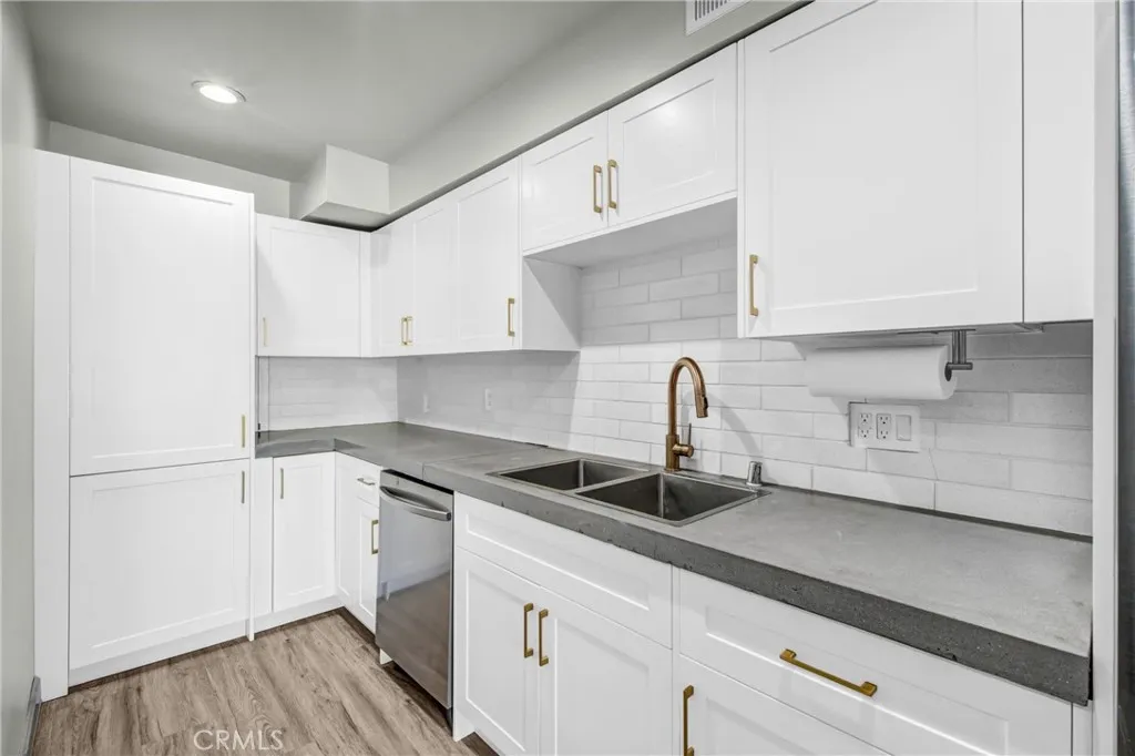 Additional image 18 of 972 E California Blvd Unit 304, Pasadena, CA 91106