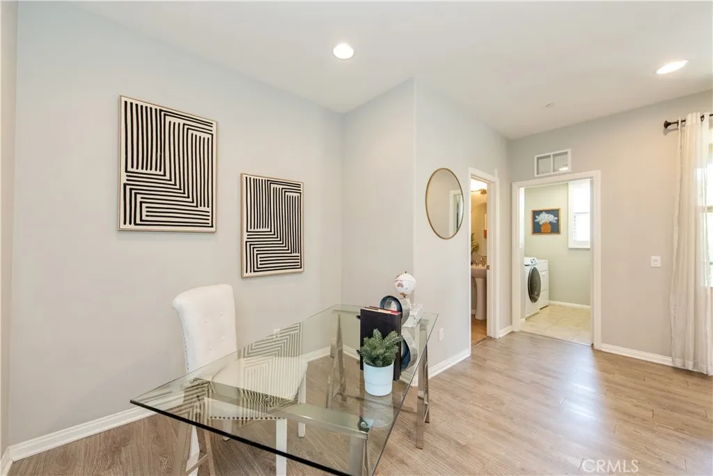Additional image 20 of 68 Origin, Irvine, CA 92618