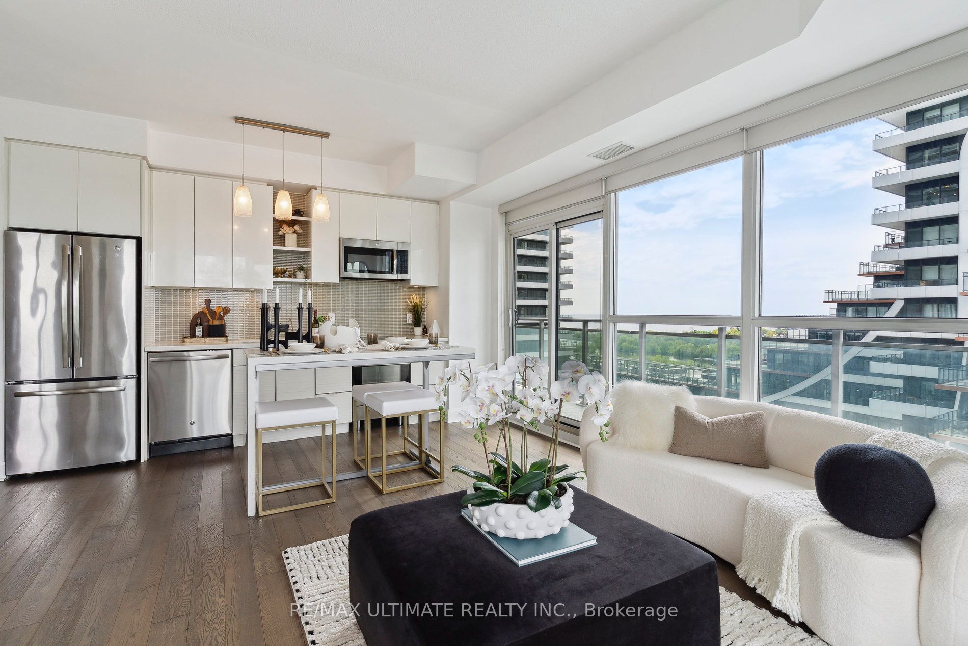 Additional image 2 of 1003-33 Shore Breeze Drive, Toronto, ON, M8V 1A1