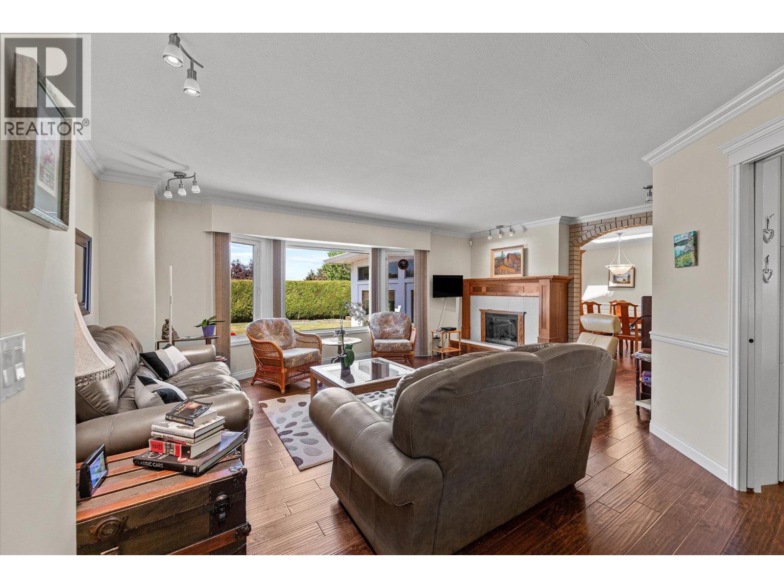 Additional image 5 of 1460 Oakridge Road, Kelowna, BC, V1W3A8