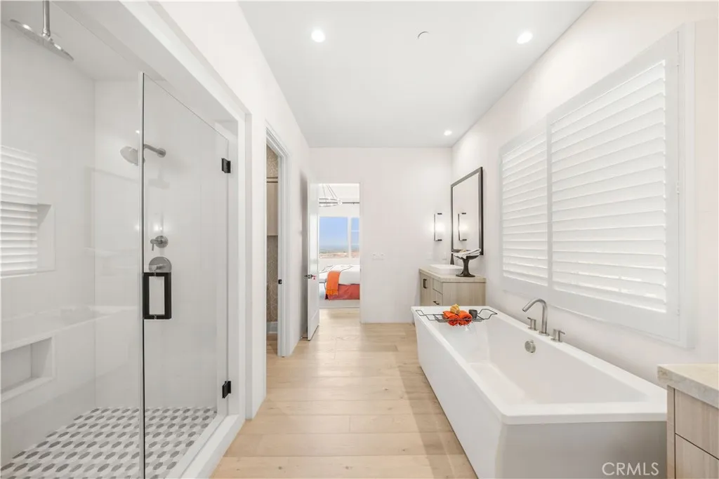 Additional image 35 of 137 Prestigo, Irvine, CA 92602