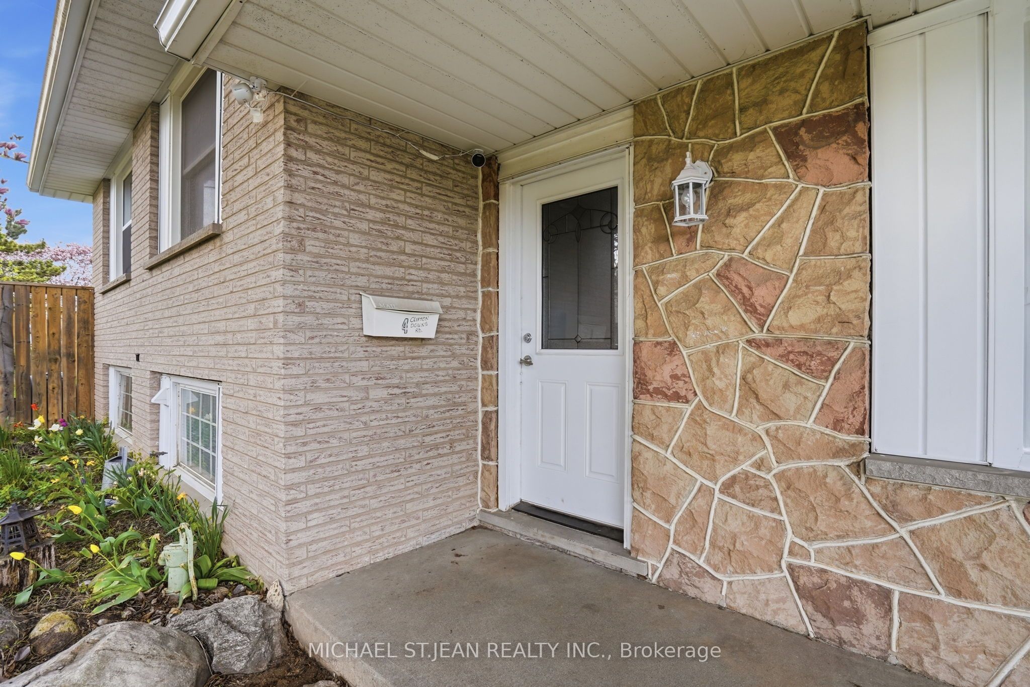Additional image 5 of 4 Clifton Downs Road, Hamilton, ON, L9C 2P2