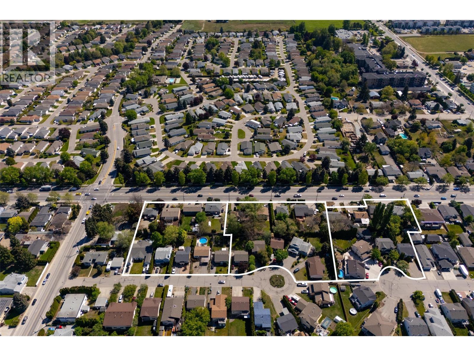 Additional image 4 of 2880 Gordon Drive, Kelowna, BC, V1W3R3