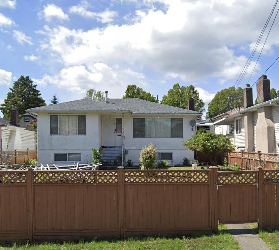 4951 Rupert Street, Vancouver, BC, V5R 2J6