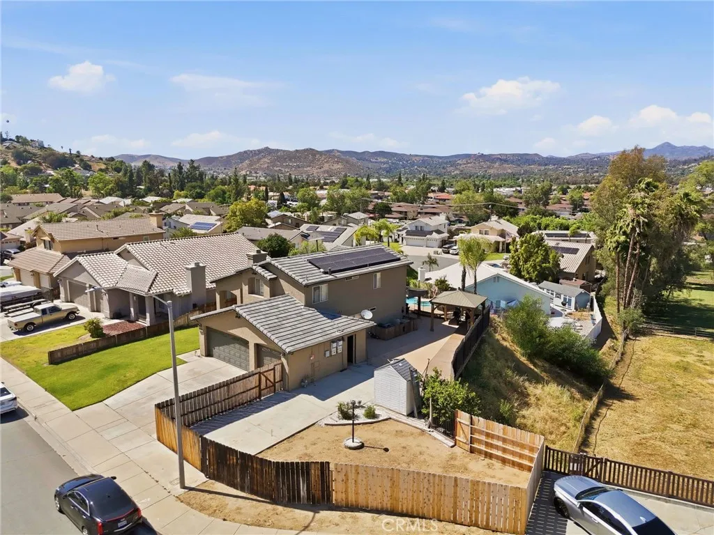 12184 Knoll Crest Pl, Lakeside, CA 92040