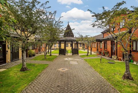Avondale Court, Long Beach Road, Longwell Green, Bristol BS30