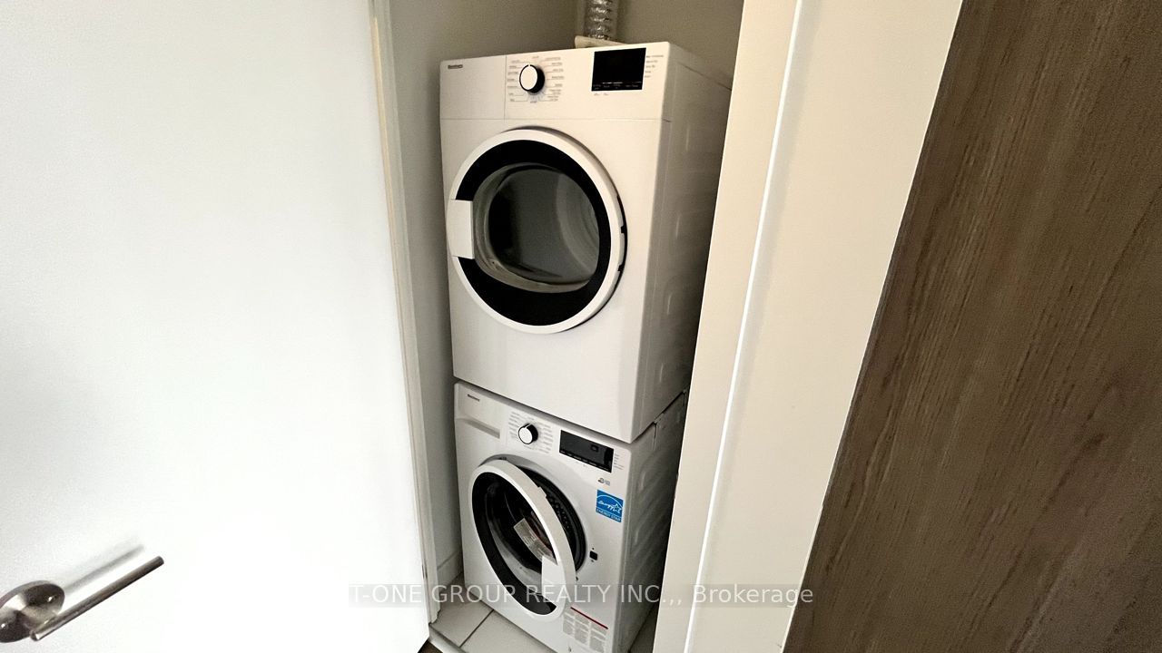 Additional image 3 of 1305-32 Forest Manor Road, Toronto, ON, M2J 1M5