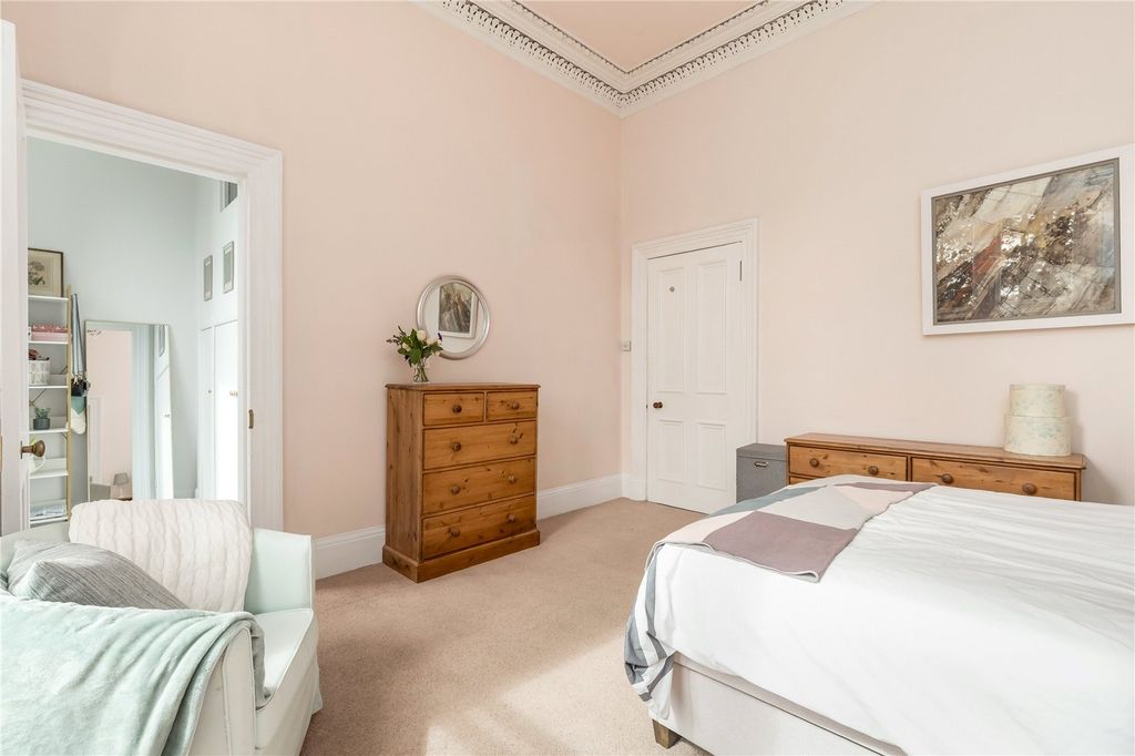 Additional image 10 of 6 bed flat for salePolwarth Terrace, Merchiston, Edinburgh, Midlothian EH11