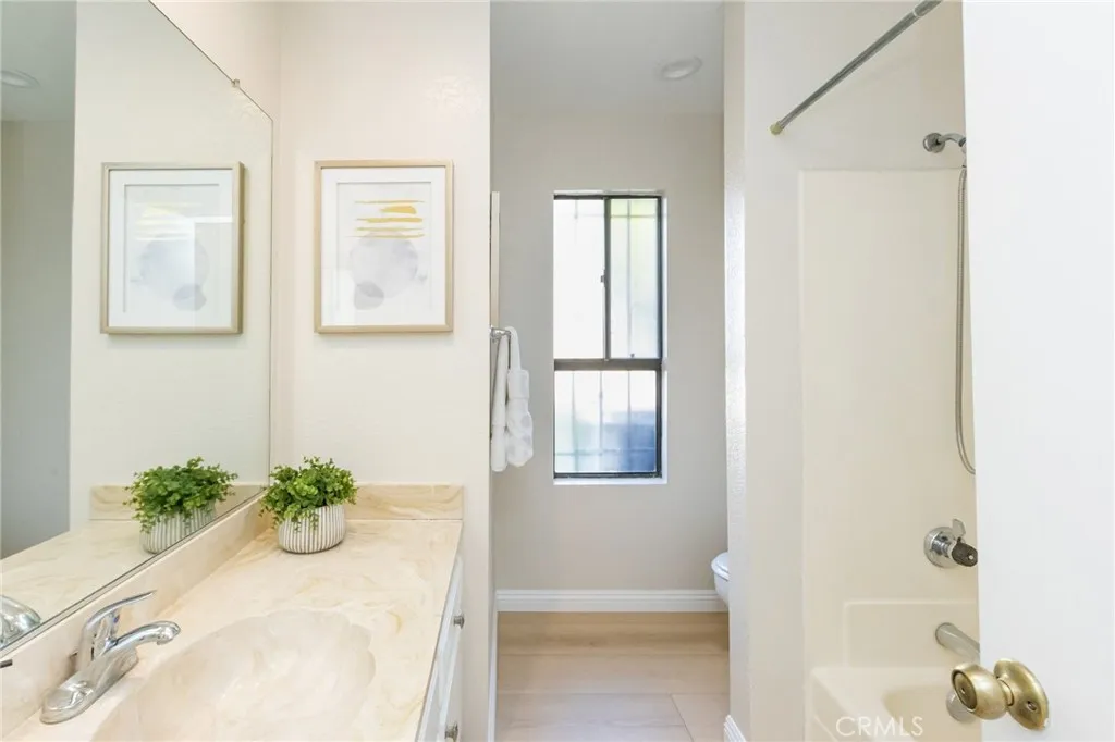 Additional image 21 of 768 W Foothill Blvd, Monrovia, CA 91016