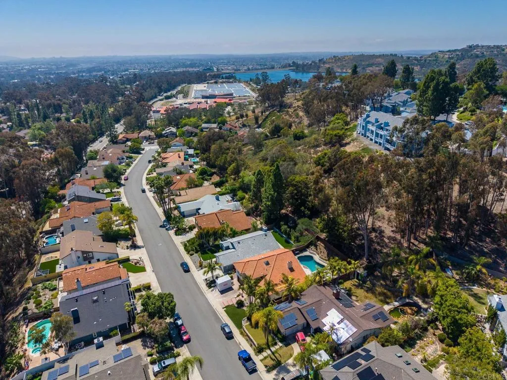 Additional image 58 of 11120 Forestview Lane, San Diego, CA 92131