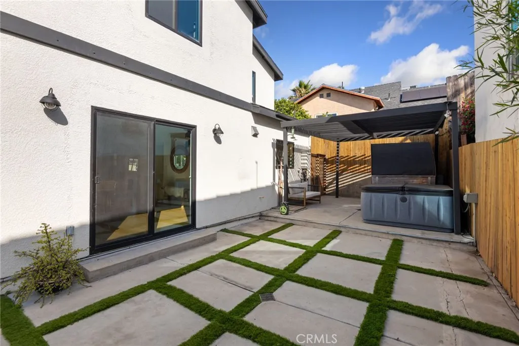 Additional image 31 of 411 Ulysses Street, Los Angeles, CA 90065