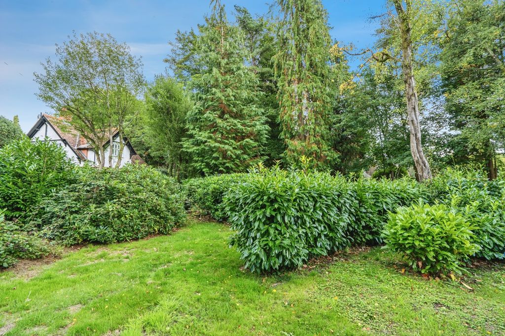 Additional image 15 of 1 bed flat for saleTower Road, Hindhead, Surrey GU26